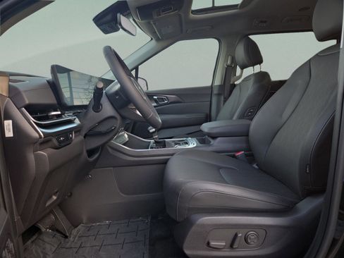 New 2026 Kia Carnival SX FWD image 14
