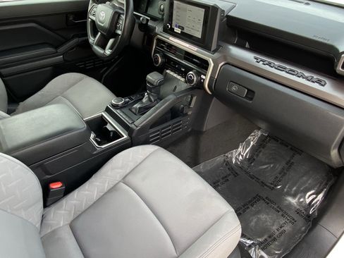 Certified 2024 Toyota Tacoma SR5 image 10