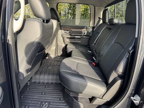 Used 2018 RAM 3500 Laramie w/ Protection Group image 10