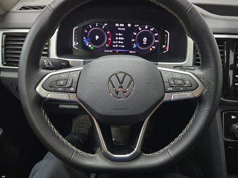 Used 2023 Volkswagen Atlas SE w/ Panoramic Sunroof Package AWD/4WD image 18