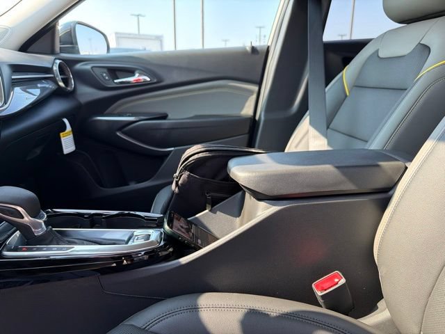 New 2026 Chevrolet Trax ACTIV FWD image 22