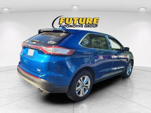 Used 2018 Ford Edge SEL w/ Equipment Group 201A FWD image 3