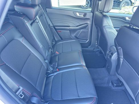 New 2026 Ford Escape ST-Line w/ Cold Weather Package image 32