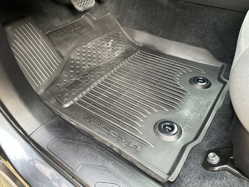 Used 2023 Toyota Tacoma SR5 image 19