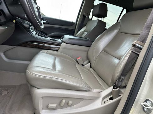Used 2017 Chevrolet Tahoe LT image 12