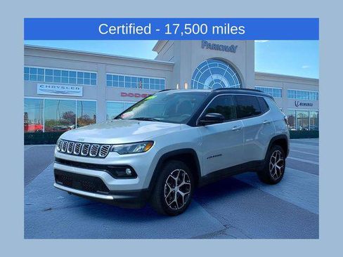 Certified 2024 Jeep Compass Limited AWD/4WD image 1