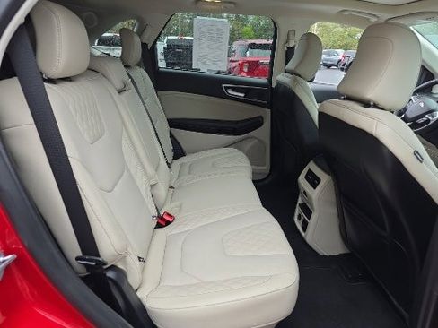 Used 2024 Ford Edge Titanium w/ Equipment Group 301A image 9