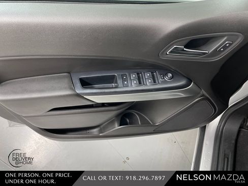 Used 2016 Chevrolet Colorado LT w/ Luxury Package, Chrome image 19