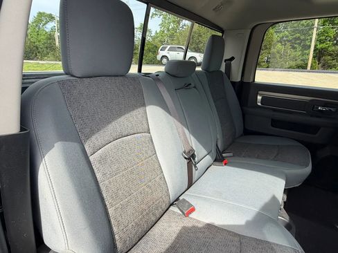 Used 2018 RAM 1500 Big Horn AWD/4WD image 40