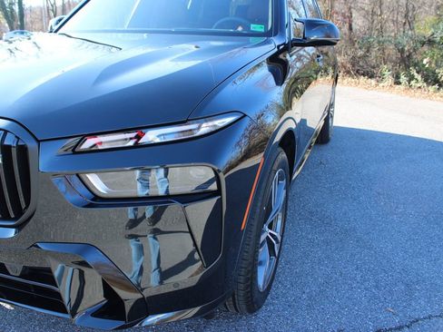 New 2026 BMW X7 M60i image 43