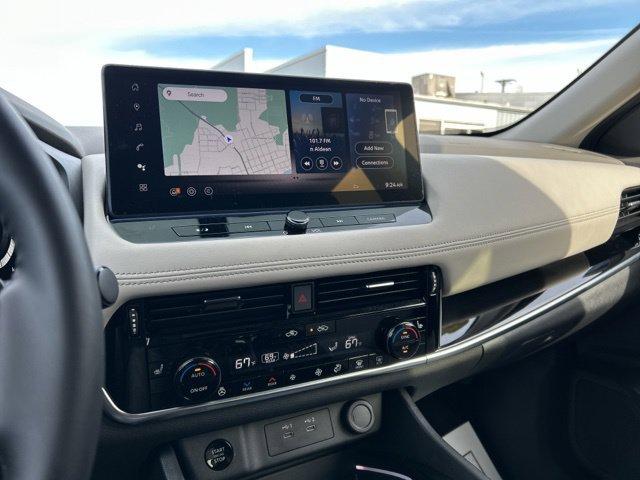 Used 2025 Nissan Rogue SL w/ Tech Package AWD/4WD image 40