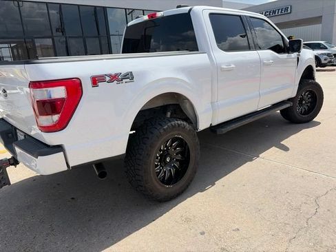Used 2021 Ford F150 Lariat AWD/4WD image 4