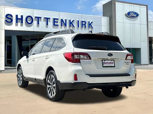 Used 2017 Subaru Outback 3.6R Limited AWD/4WD image 6