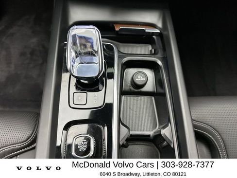 Certified 2023 Volvo XC60 B5 Ultimate w/ Climate Package AWD/4WD image 19