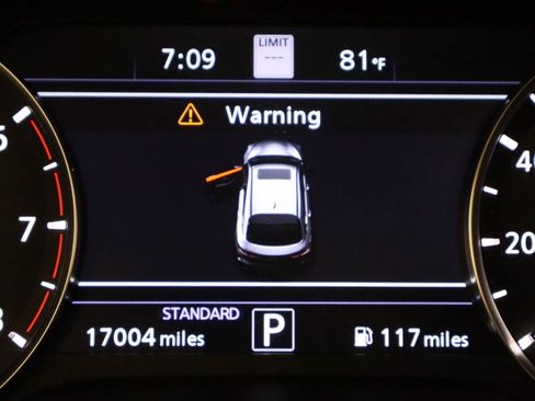 Used 2023 INFINITI QX55 Sensory w/ Lighting Package AWD/4WD image 8