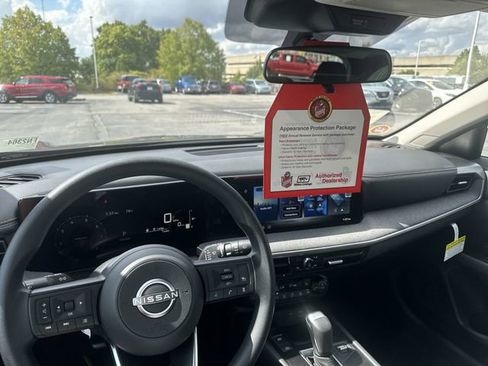 New 2026 Nissan Kicks SV w/ SV Premium Package image 12