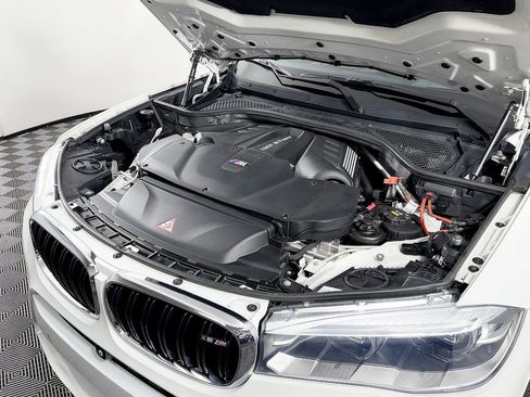 Used 2016 BMW X5 M image 22