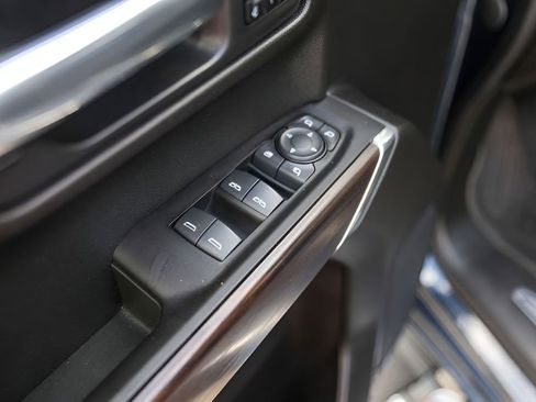 Used 2022 GMC Sierra 1500 SLT image 26