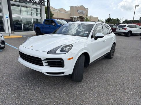 Used 2019 Porsche Cayenne AWD/4WD image 3