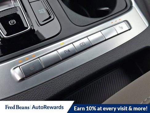 New 2026 Kia Carnival EX image 16