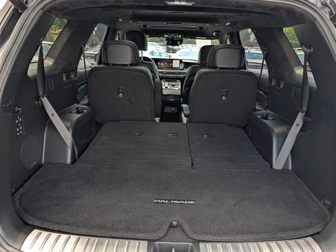 Certified 2023 Hyundai Palisade Calligraphy w/ Cargo Package AWD/4WD image 18