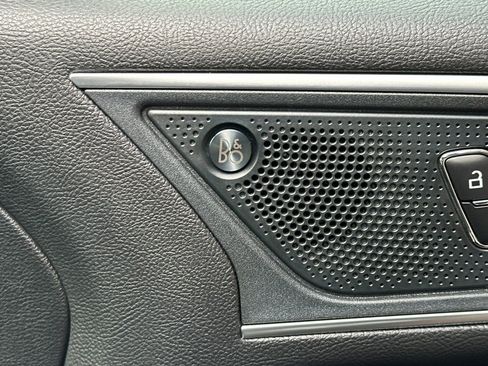 Used 2024 Ford Edge Titanium image 21