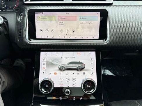 Used 2018 Land Rover Range Rover Velar R-Dynamic HSE AWD/4WD image 21