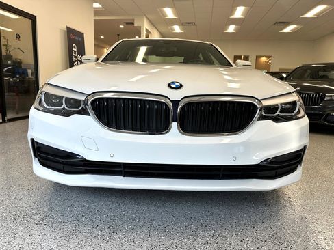Used 2019 BMW 530i w/ Convenience Package image 12