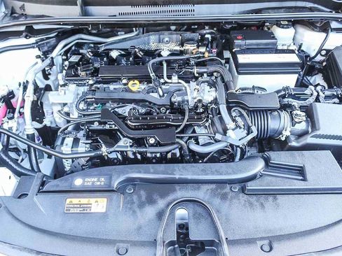 Used 2024 Toyota Corolla SE image 27