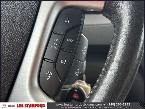 Used 2011 GMC Acadia SLE image 25