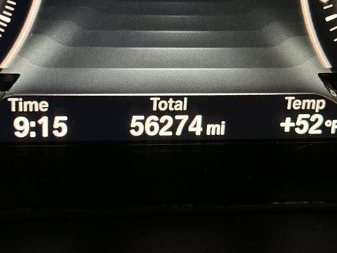 Used 2019 BMW X6 xDrive50i w/ M Sport Package image 26