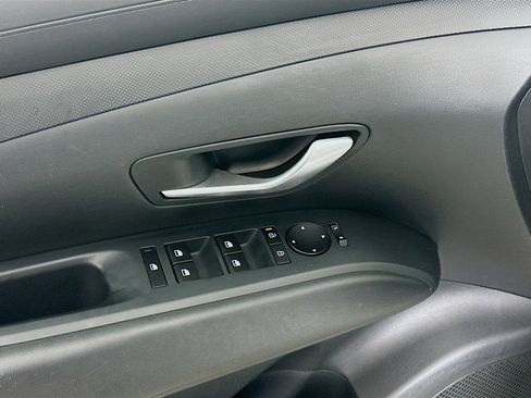 Used 2025 Hyundai Tucson SEL image 15