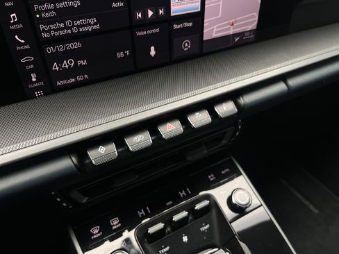 Certified 2021 Porsche 911 Carrera S image 31