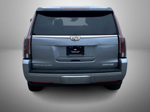 Used 2019 Cadillac Escalade Luxury AWD/4WD image 6