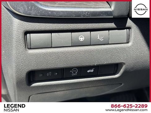 Used 2023 Nissan Rogue Platinum w/ Platinum Premium Package AWD/4WD image 18