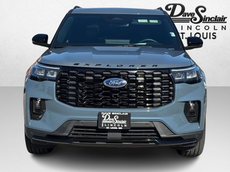 Used 2025 Ford Explorer ST-Line w/ Premium Package AWD/4WD image 8