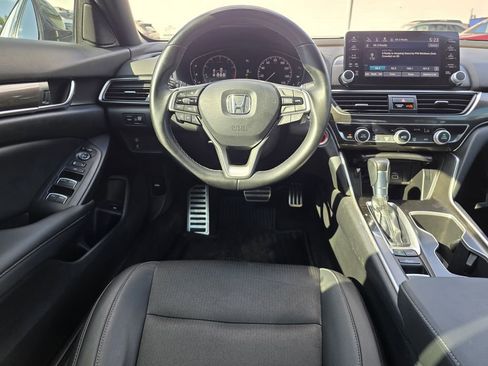Used 2022 Honda Accord Sport image 12