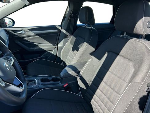 Certified 2023 Volkswagen Jetta Sport image 13