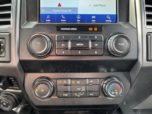 Used 2022 Ford F350 XLT w/ Black Appearance Package AWD/4WD image 43