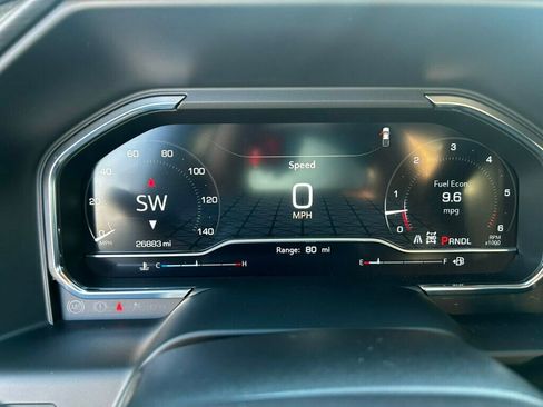 Used 2024 GMC Sierra 2500 AT4 image 23