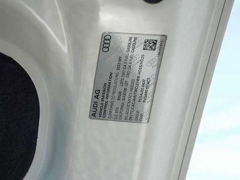 Used 2023 Audi Q3 2.0T Premium w/ Convenience Package image 30