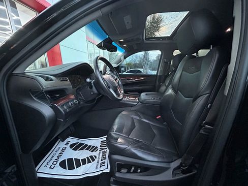 Used 2015 Cadillac Escalade ESV Premium image 10
