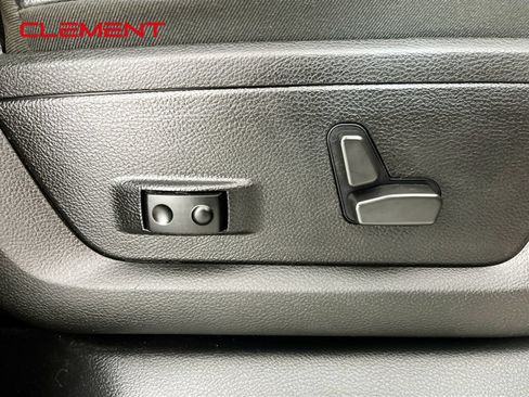 Used 2022 RAM 3500 Laramie AWD/4WD image 30