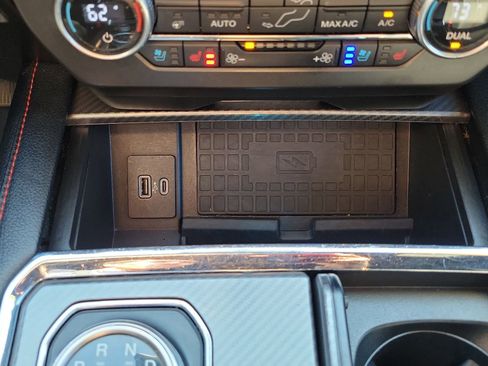 Used 2021 Ford Expedition Limited AWD/4WD image 36