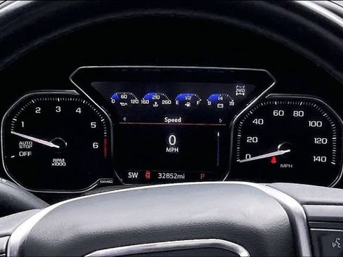 Used 2021 GMC Yukon SLT w/ SLT Luxury Package AWD/4WD image 20