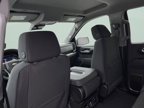 New 2026 Chevrolet Silverado 1500 LT image 9