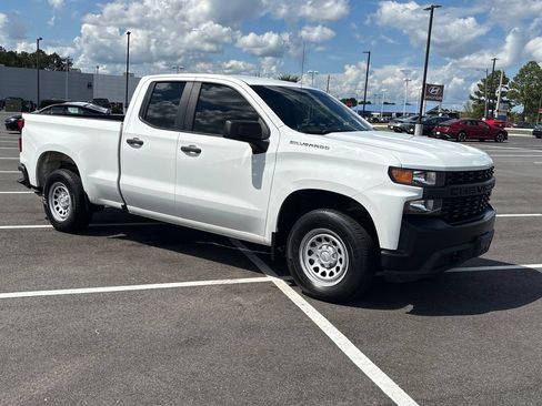 Used 2021 Chevrolet Silverado 1500 W/T w/ WT Fleet Convenience Package AWD/4WD image 28