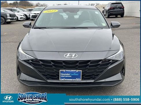 Certified 2023 Hyundai Elantra SEL w/ Cargo Package image 2