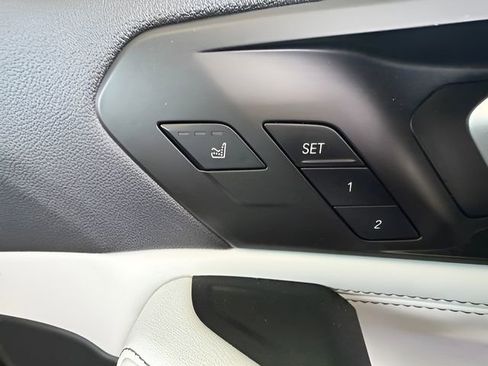Used 2023 BMW X6 xDrive40i w/ Luxury Seating Package AWD/4WD image 40