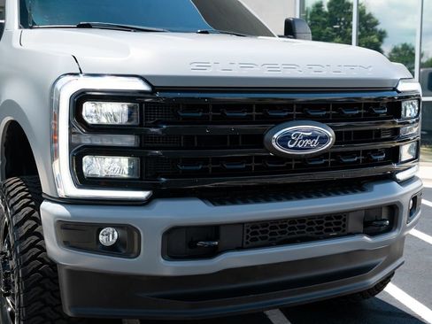 Used 2023 Ford F350 XL w/ 360-Degree Camera Package AWD/4WD image 5